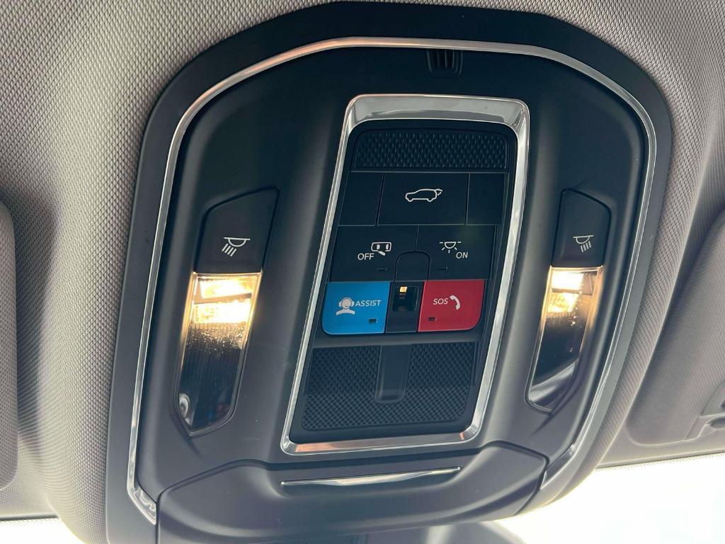 used 2023 Jeep Grand Cherokee L car, priced at $27,995