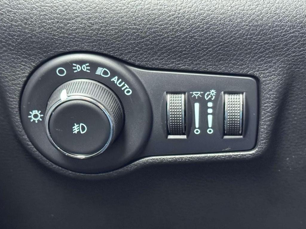 used 2023 Jeep Compass car, priced at $22,295