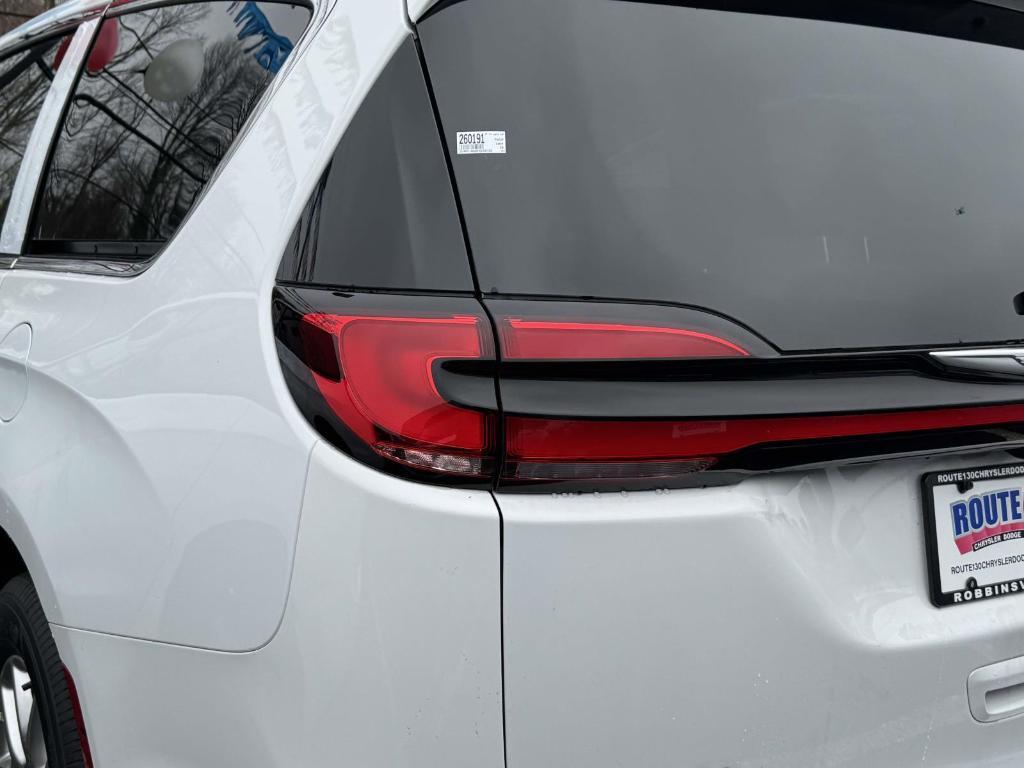 new 2026 Chrysler Pacifica car, priced at $43,645