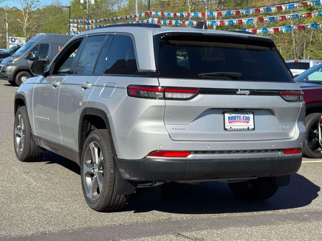 new 2026 Jeep Grand Cherokee car, priced at $48,930