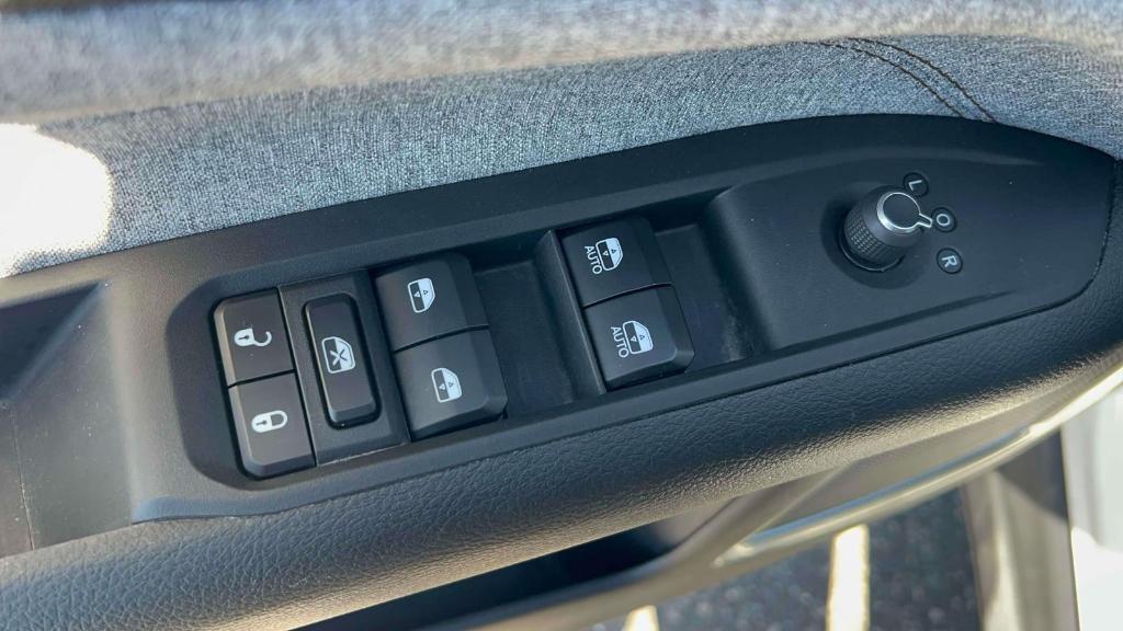 used 2022 Jeep Compass car, priced at $19,395