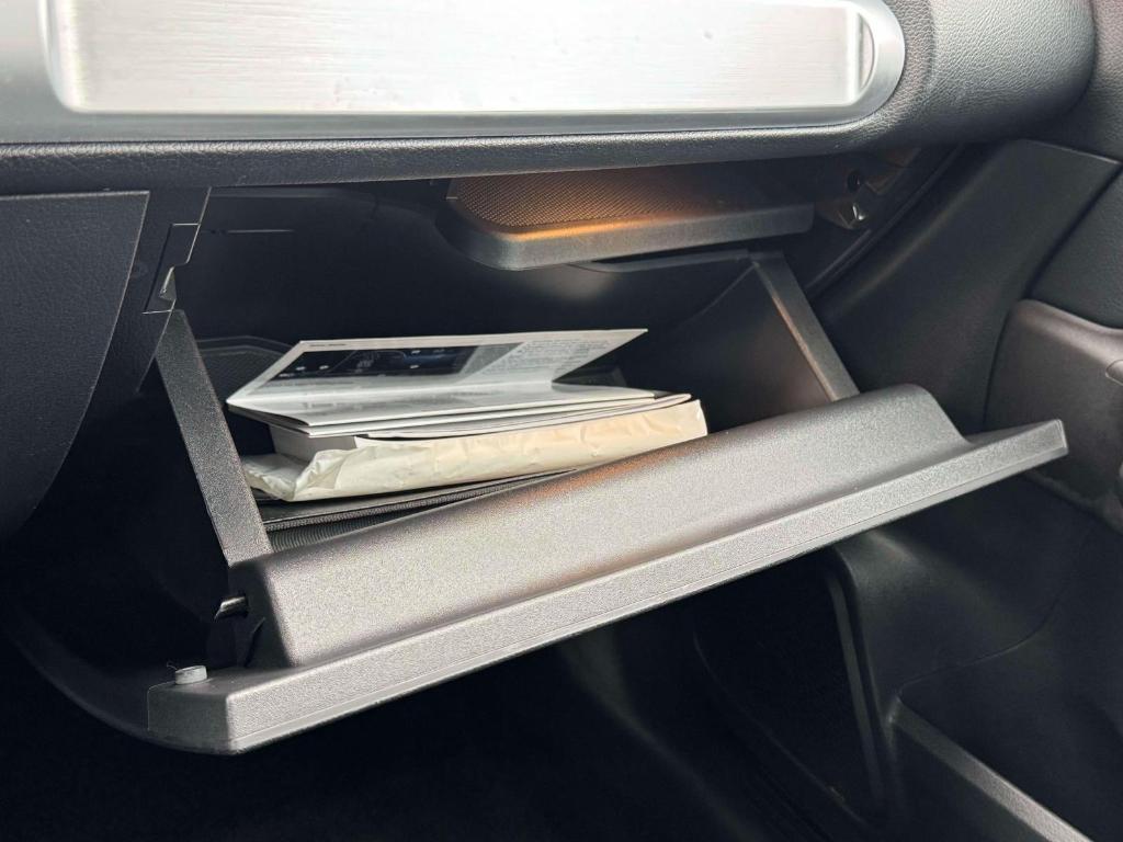 used 2024 Mercedes-Benz GLB 250 car, priced at $27,995