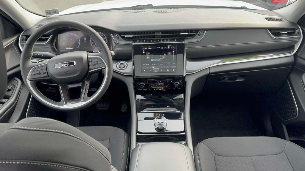 used 2023 Jeep Grand Cherokee car, priced at $26,795