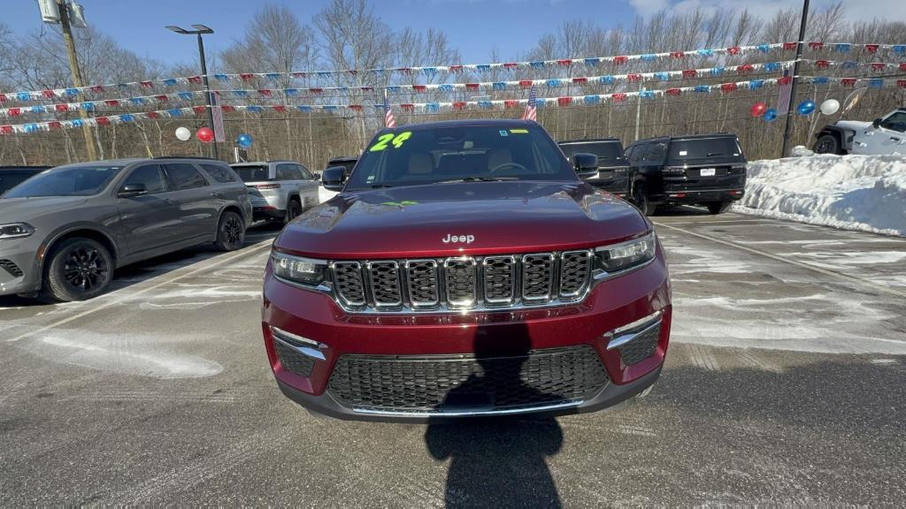 used 2024 Jeep Grand Cherokee car, priced at $35,995