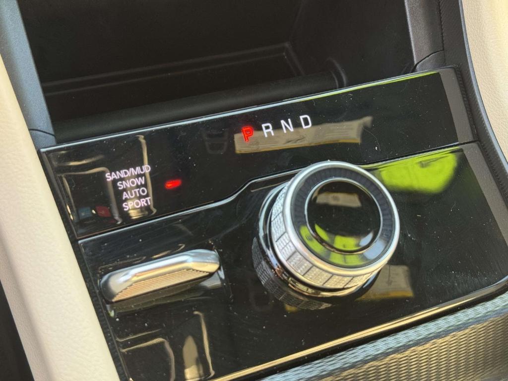 used 2024 Jeep Grand Cherokee car, priced at $35,995