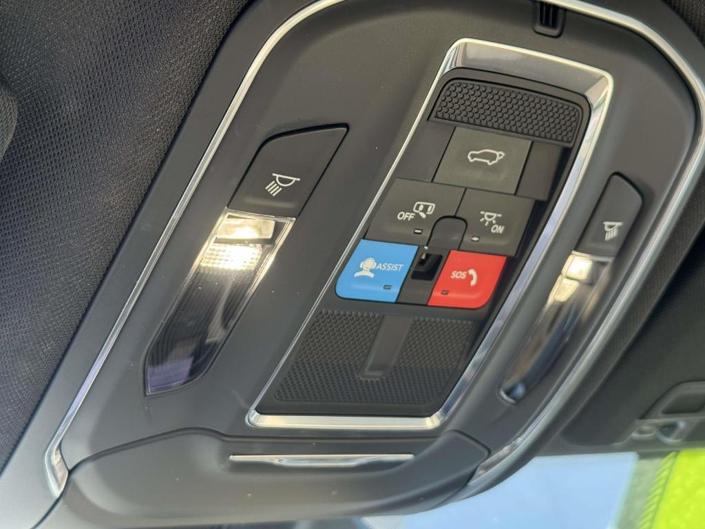 used 2024 Jeep Grand Cherokee car, priced at $35,995