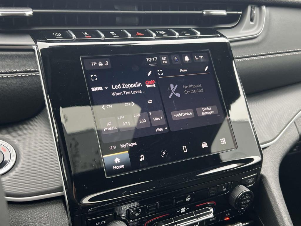 new 2025 Jeep Grand Cherokee car, priced at $43,655