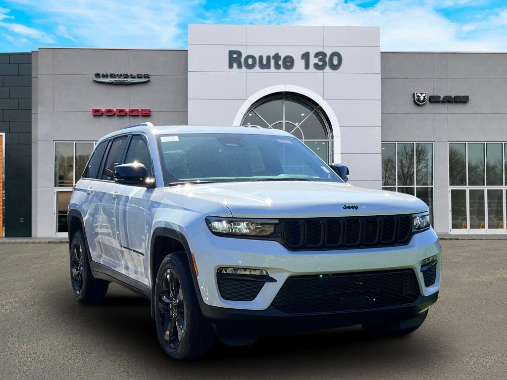 new 2025 Jeep Grand Cherokee car, priced at $49,065