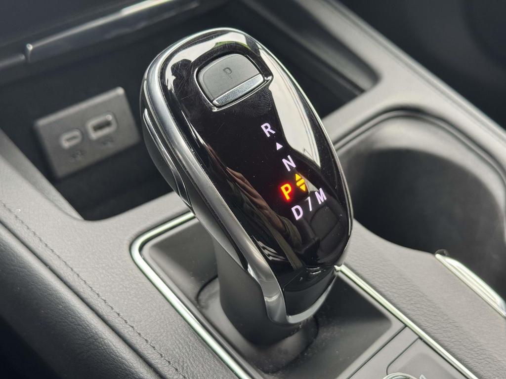 used 2025 Cadillac XT4 car, priced at $34,995