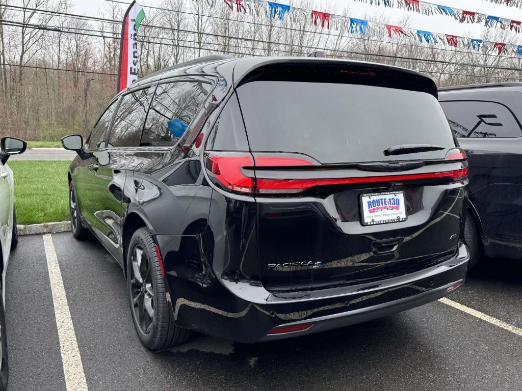 new 2026 Chrysler Pacifica car, priced at $50,820