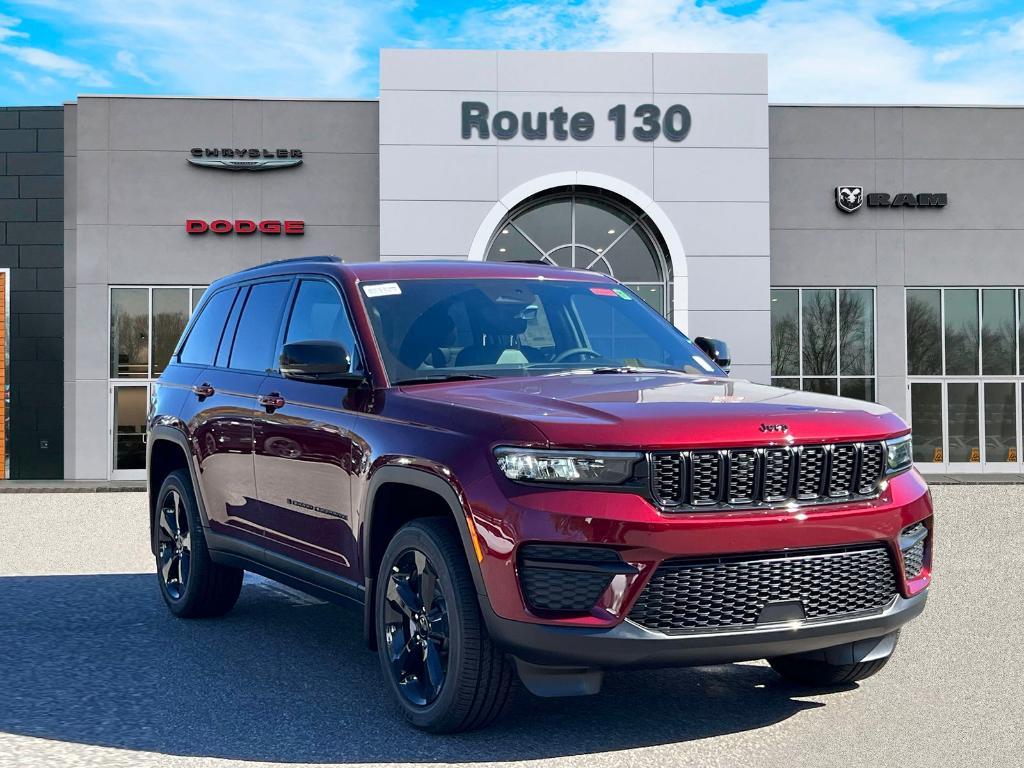 new 2025 Jeep Grand Cherokee car, priced at $45,300