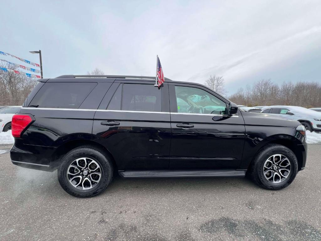 used 2024 Ford Expedition car, priced at $38,695