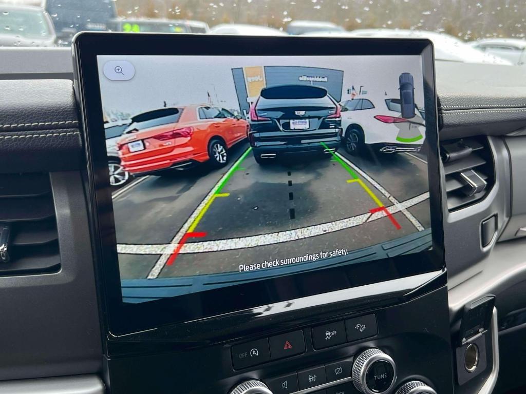 used 2024 Ford Expedition car, priced at $38,695