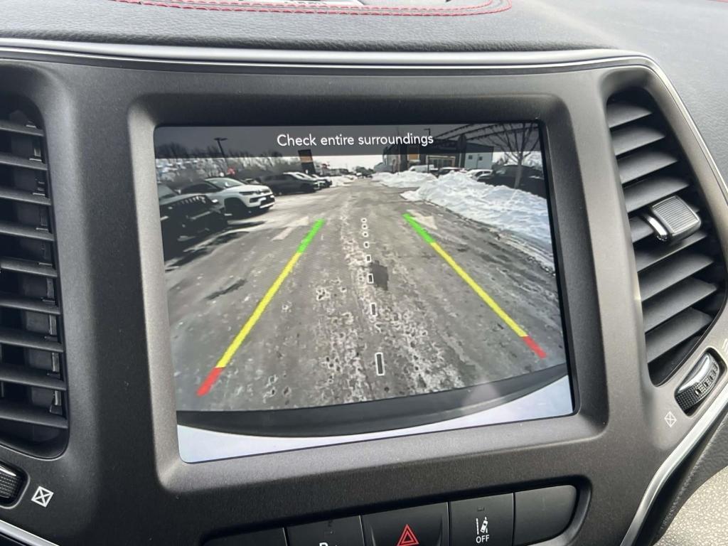 used 2021 Jeep Cherokee car, priced at $21,995