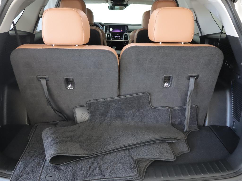 used 2023 Kia Sorento car, priced at $35,490