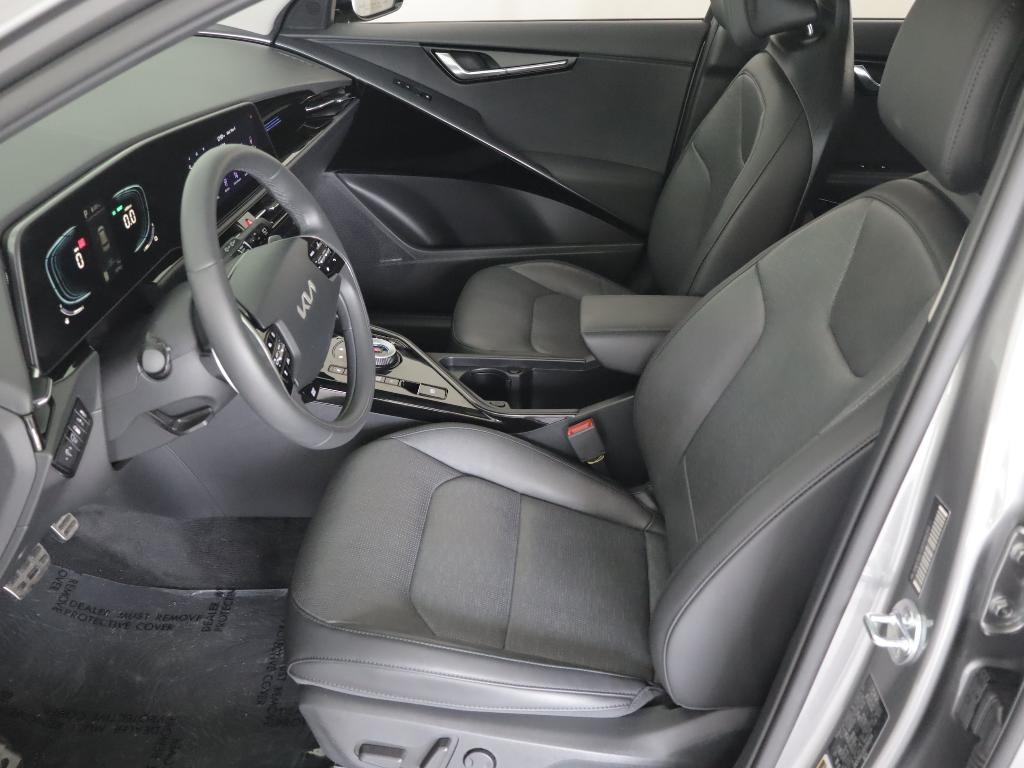 used 2024 Kia Niro Plug-In Hybrid car