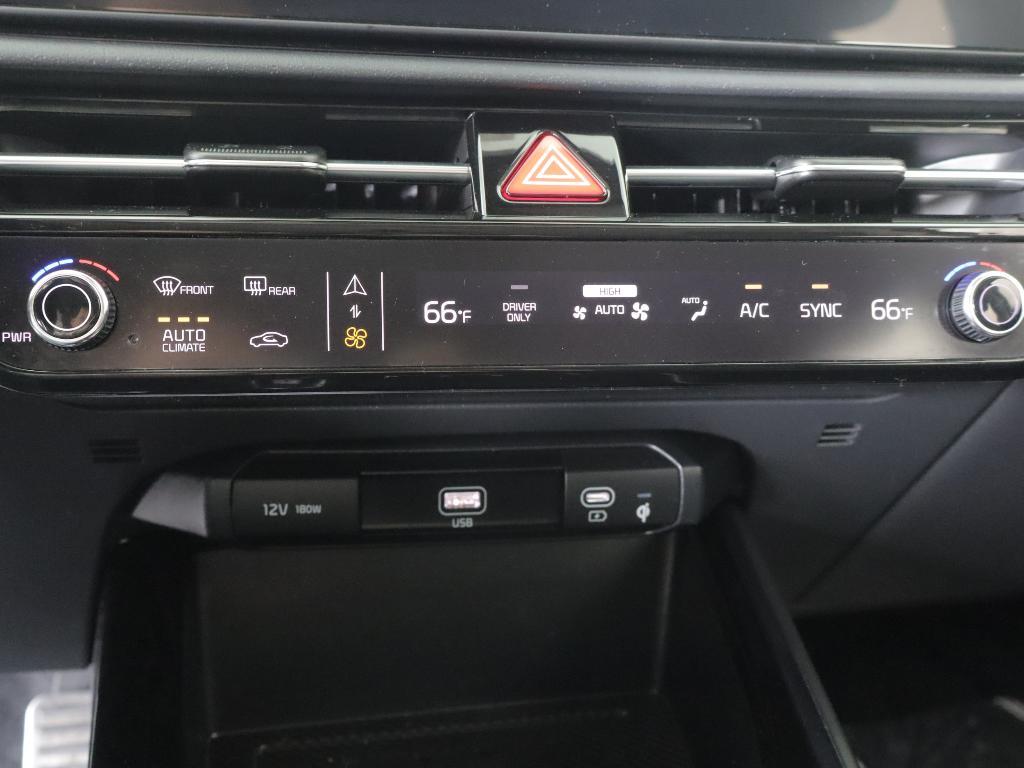 used 2024 Kia Niro Plug-In Hybrid car
