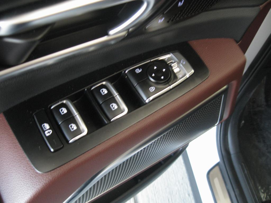 used 2024 Kia Telluride car, priced at $43,990