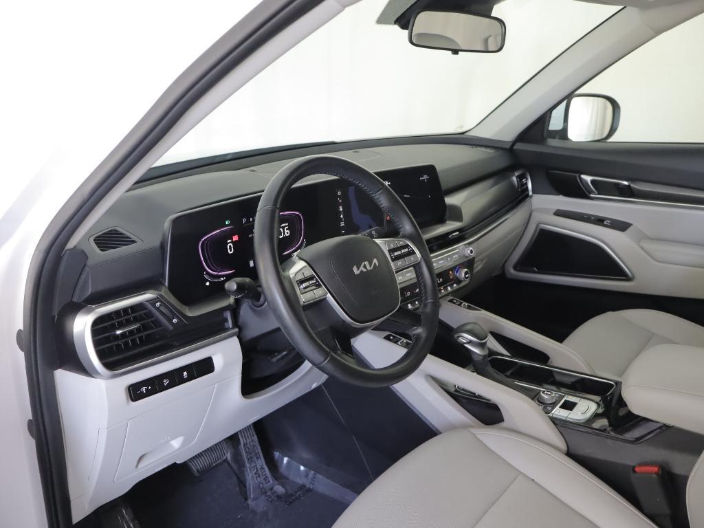used 2024 Kia Telluride car