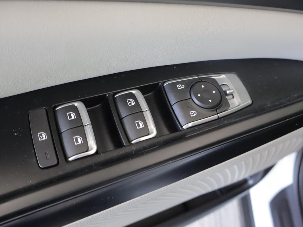 used 2024 Kia Carnival car, priced at $30,465