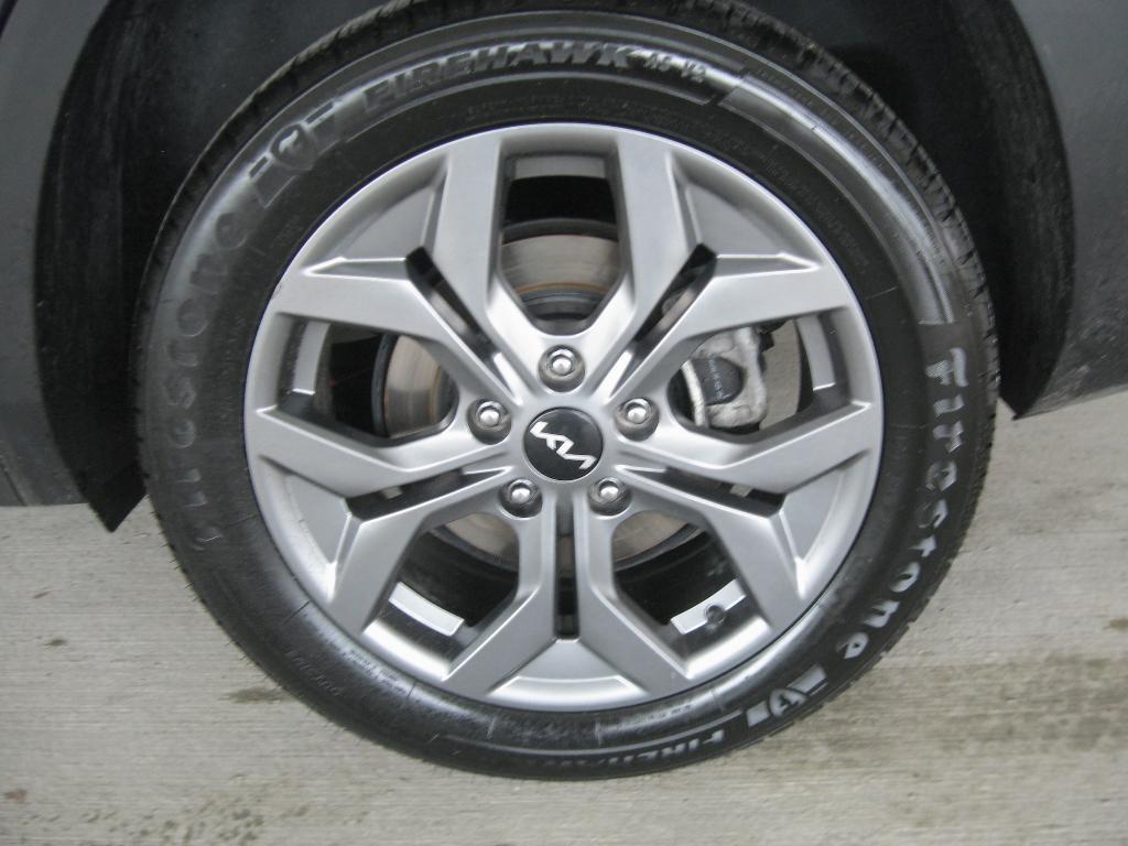 used 2024 Kia Seltos car, priced at $17,991