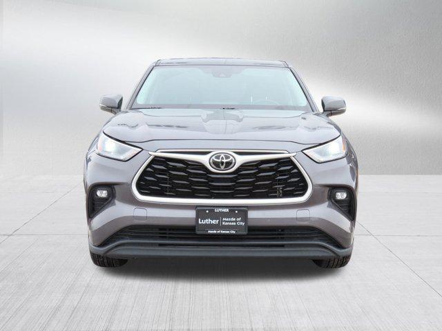 used 2024 Toyota Highlander car, priced at $31,575