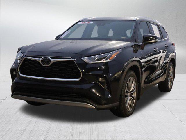 used 2020 Toyota Highlander car, priced at $28,955