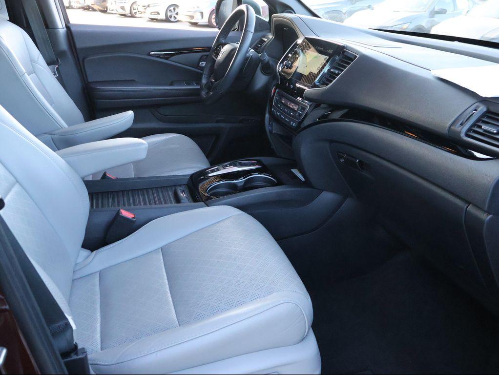 used 2020 Honda Passport car, priced at $26,394
