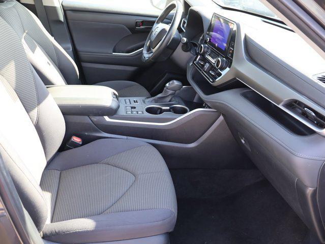 used 2024 Toyota Highlander car, priced at $33,695