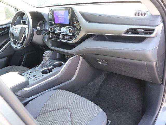used 2024 Toyota Highlander car, priced at $33,695