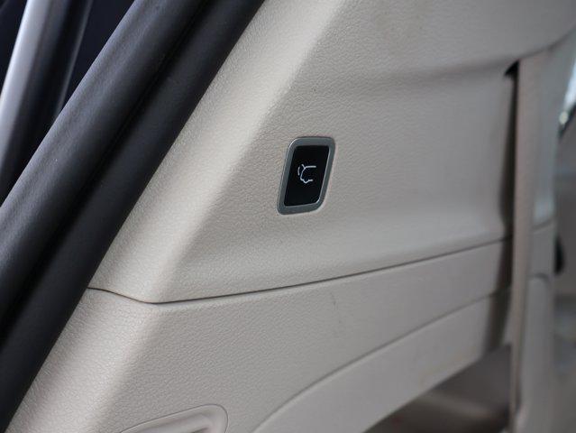 used 2023 Chrysler Pacifica car, priced at $24,685