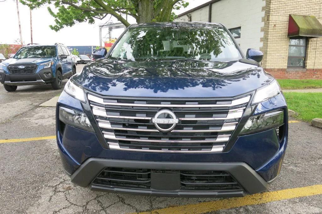 used 2025 Nissan Rogue car, priced at $19,995