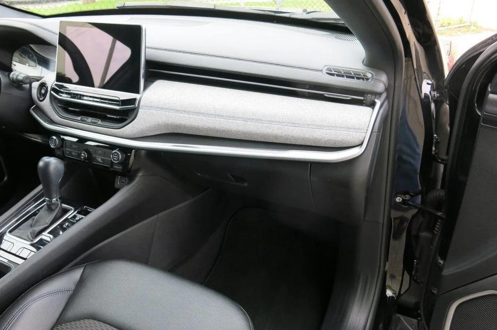 used 2024 Jeep Compass car, priced at $18,495