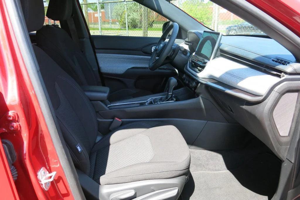 used 2024 Jeep Compass car, priced at $17,995