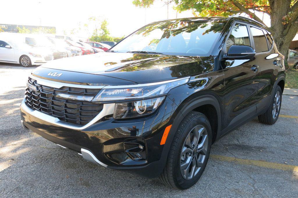 used 2024 Kia Seltos car, priced at $18,995