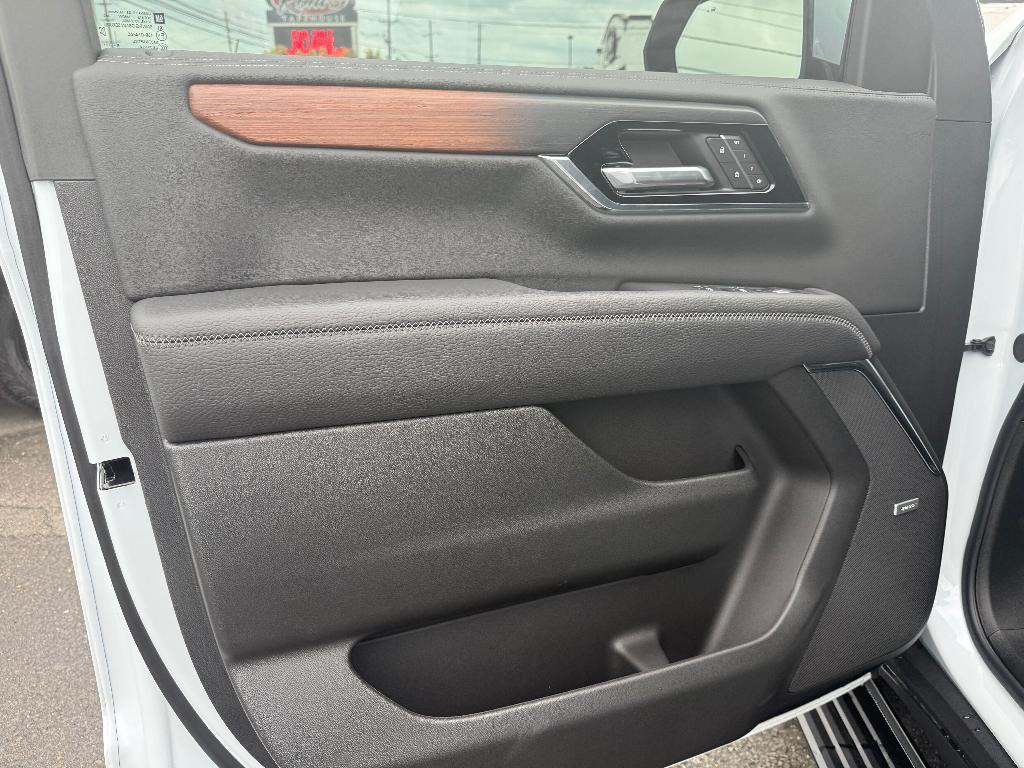 used 2026 GMC Yukon XL car, priced at $89,593
