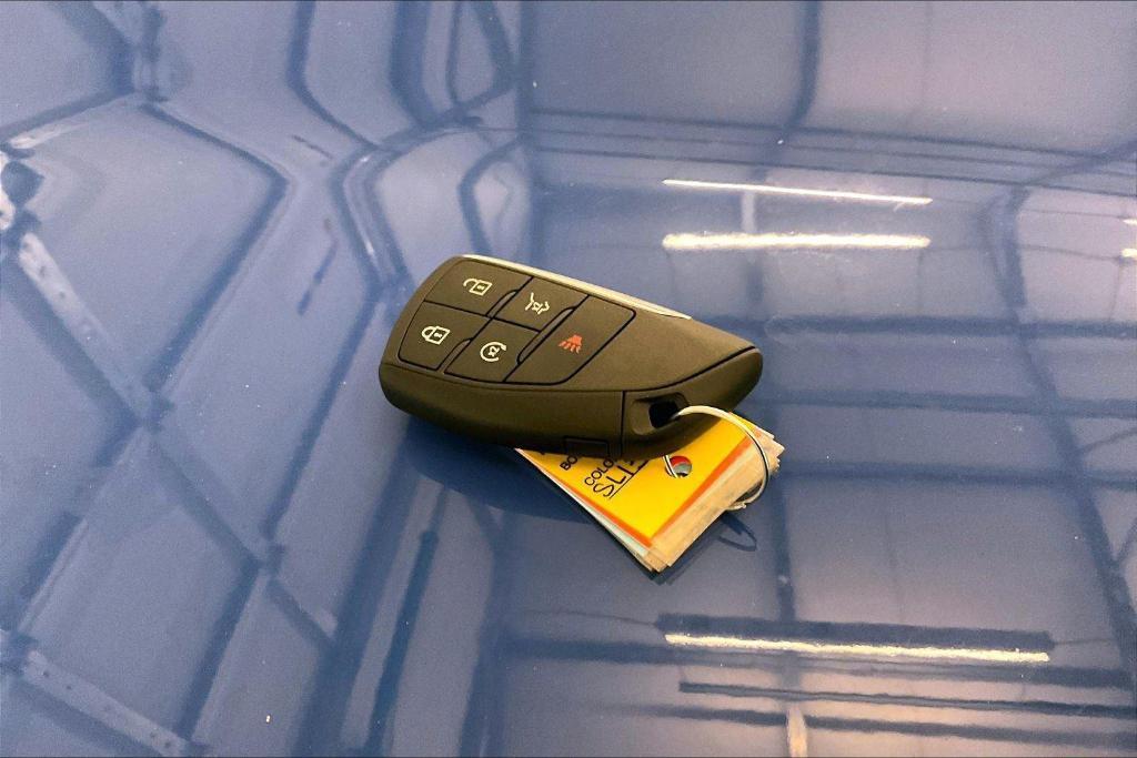 used 2025 Chevrolet Equinox car, priced at $29,500