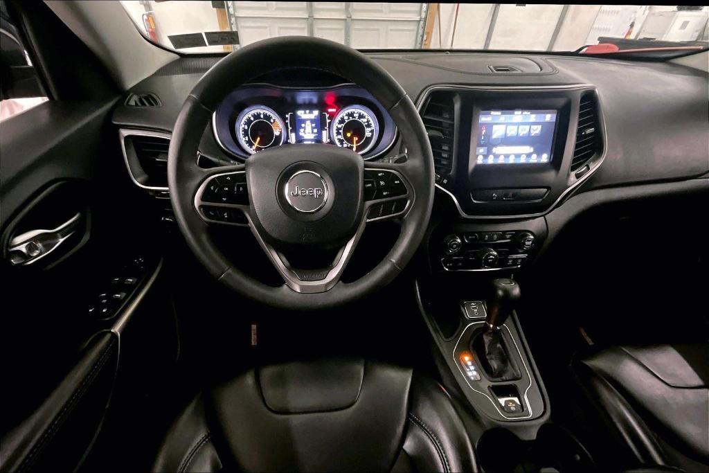 used 2020 Jeep Cherokee car, priced at $15,488