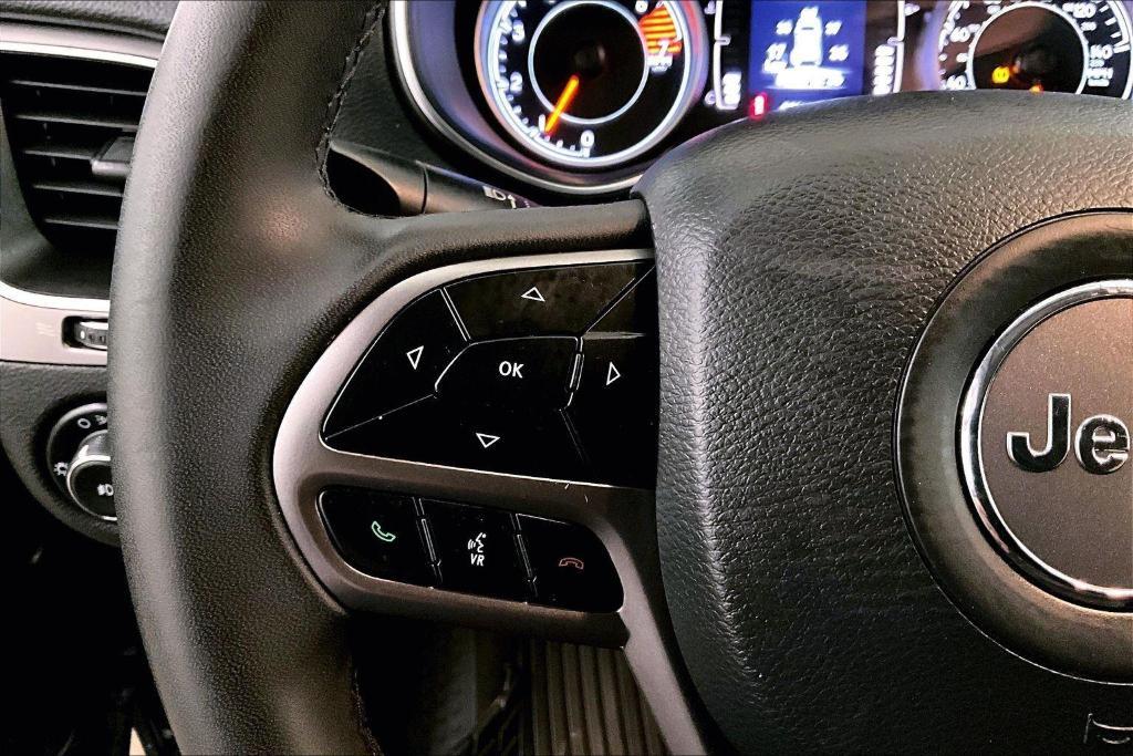 used 2020 Jeep Cherokee car, priced at $15,488