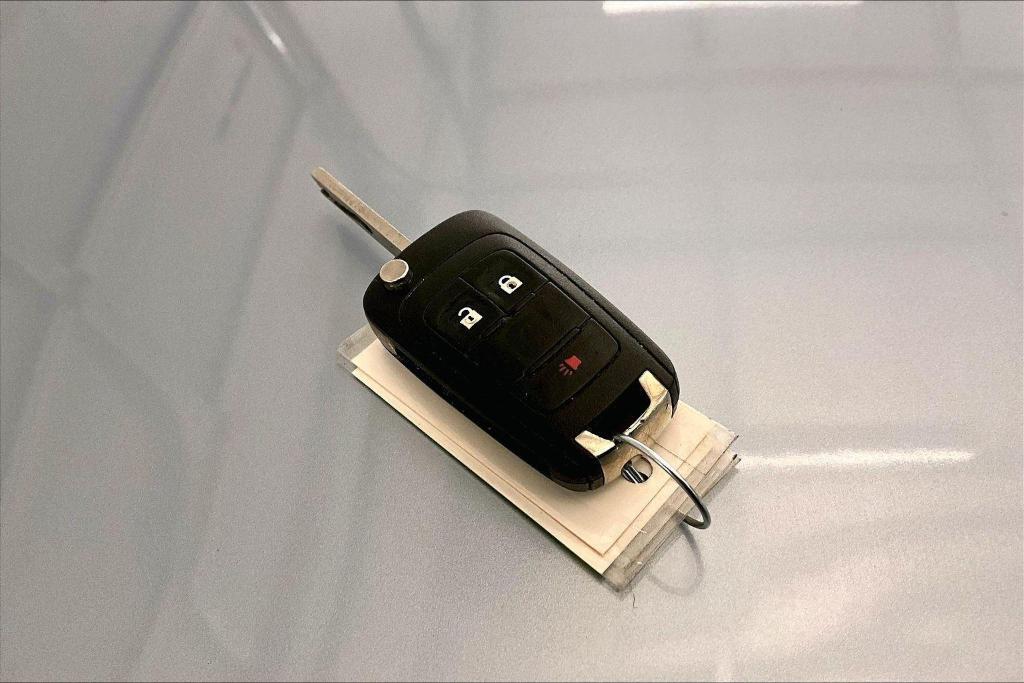 used 2015 Chevrolet Equinox car, priced at $12,988