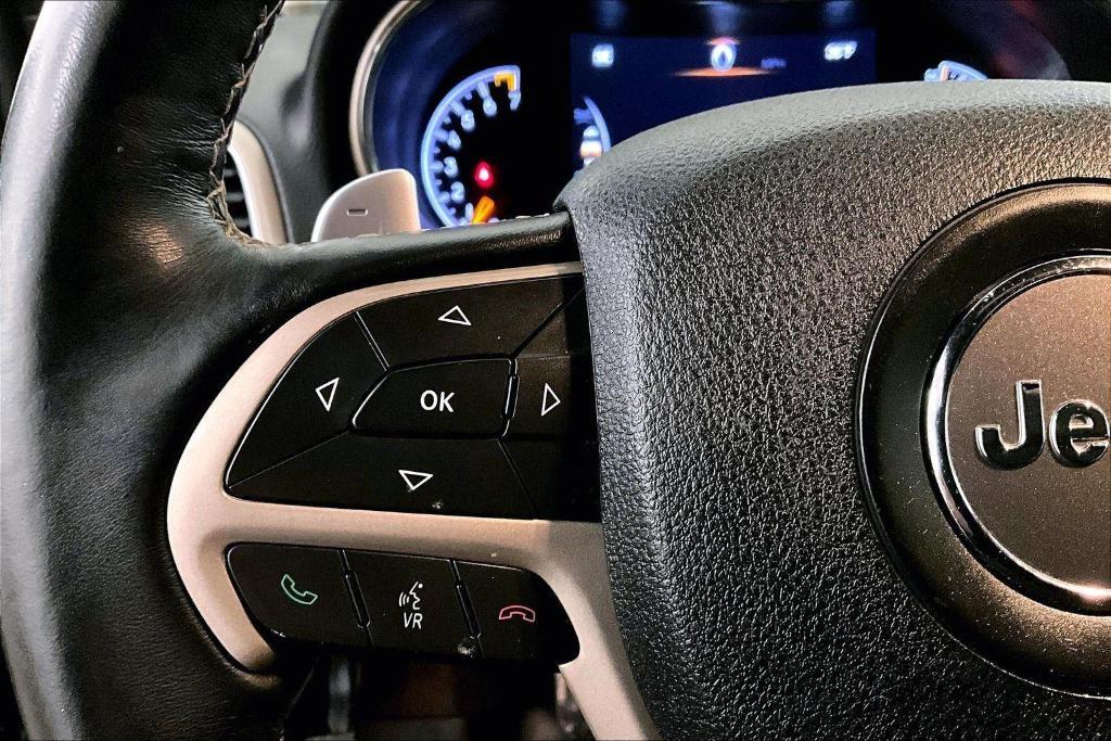 used 2017 Jeep Grand Cherokee car, priced at $14,288