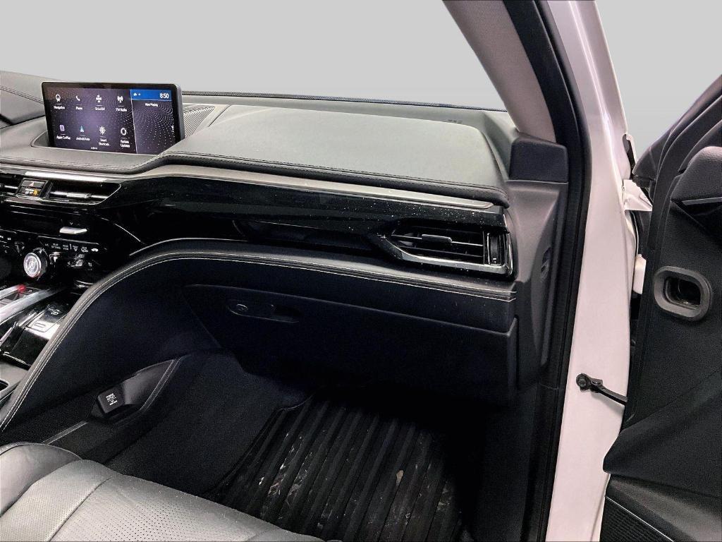 used 2022 Acura MDX car, priced at $39,750