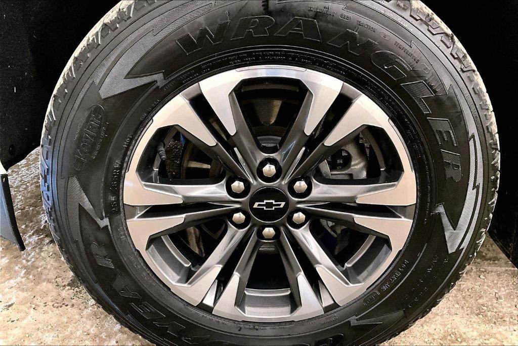 used 2021 Chevrolet Colorado car, priced at $32,000