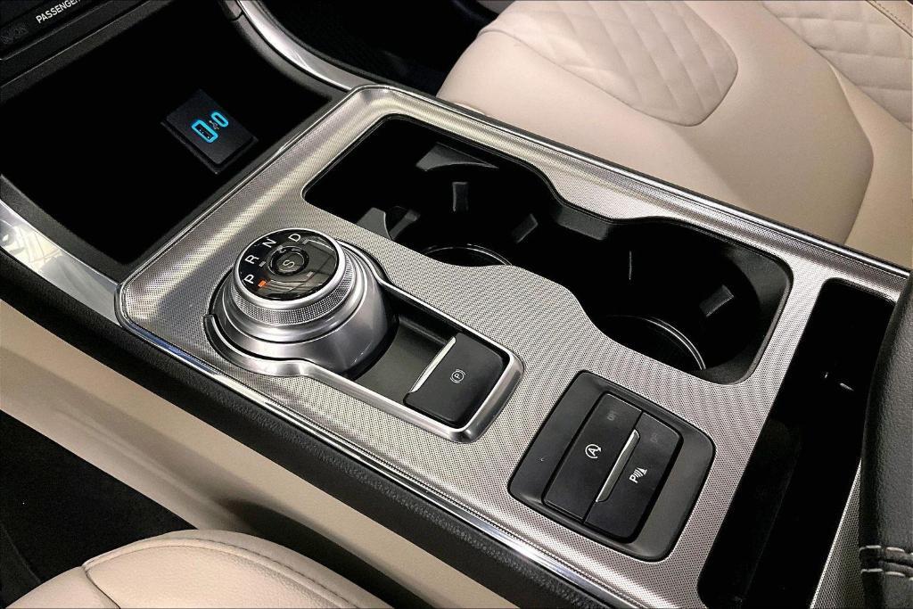 used 2024 Ford Edge car, priced at $32,000