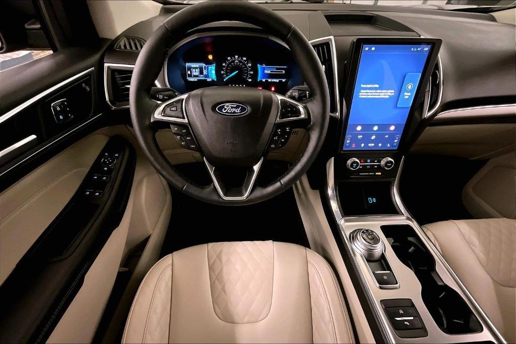 used 2024 Ford Edge car, priced at $32,000