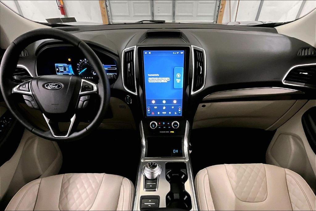 used 2024 Ford Edge car, priced at $32,000