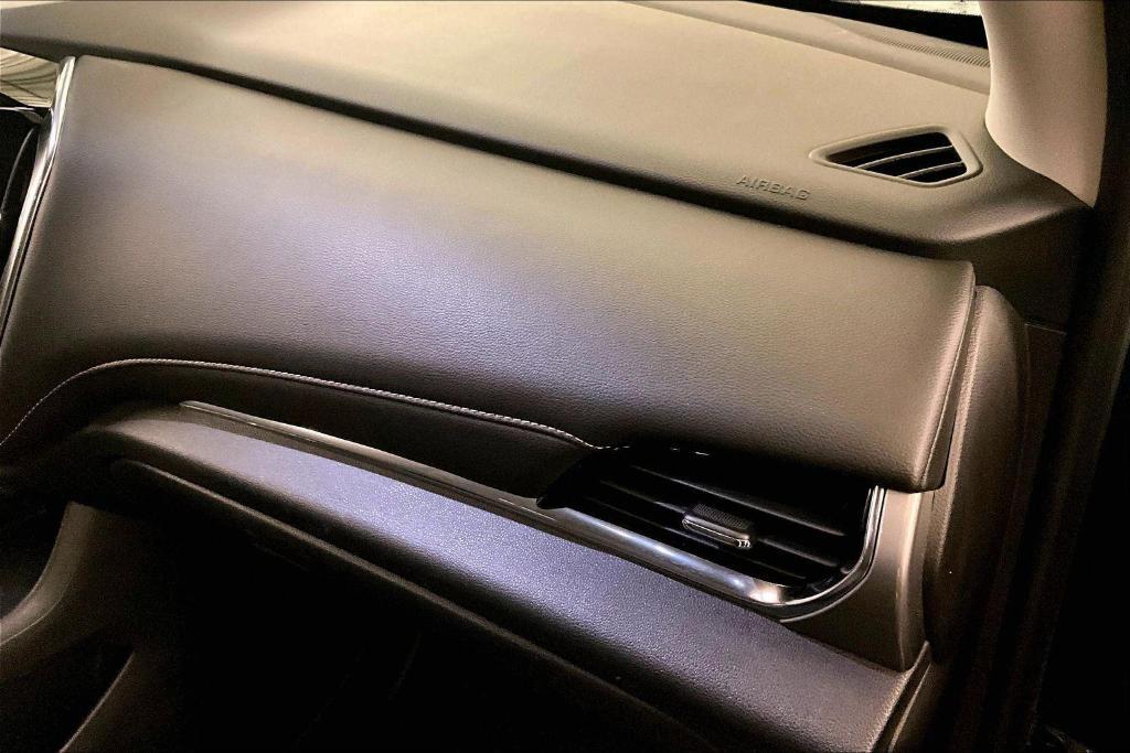 used 2019 Chevrolet Traverse car, priced at $18,500