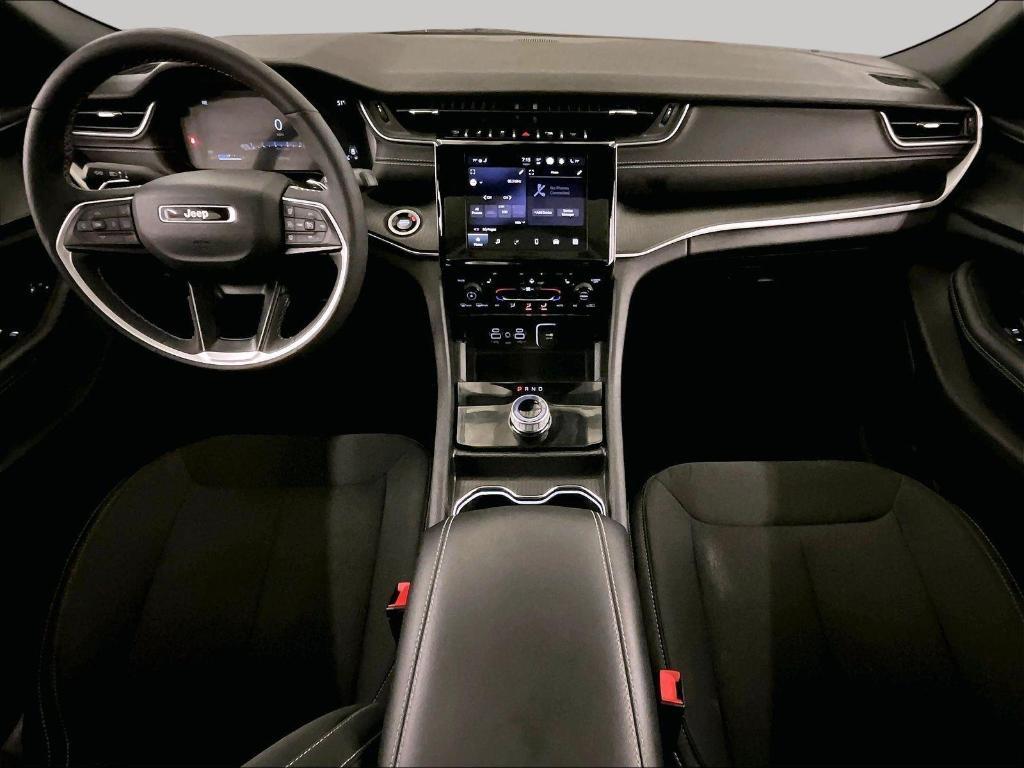 used 2025 Jeep Grand Cherokee car, priced at $33,000