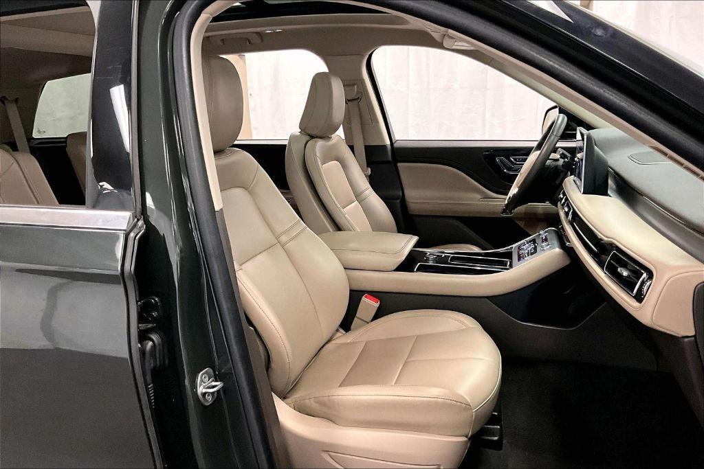used 2022 Lincoln Aviator car, priced at $37,500