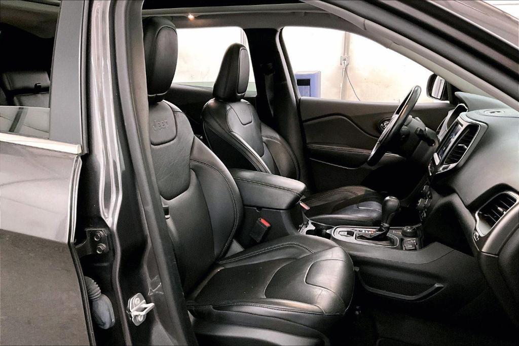 used 2021 Jeep Cherokee car, priced at $18,588